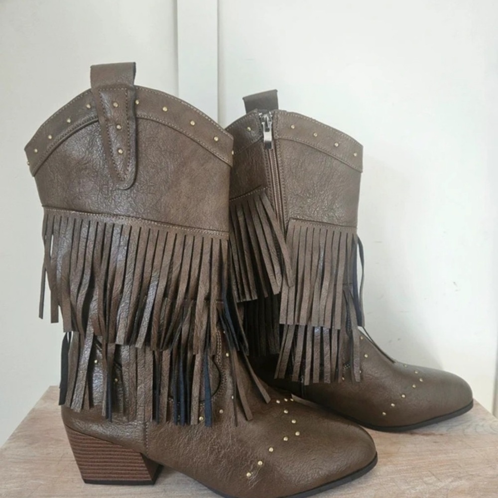 Boots Brown Fringe Heeled Boots